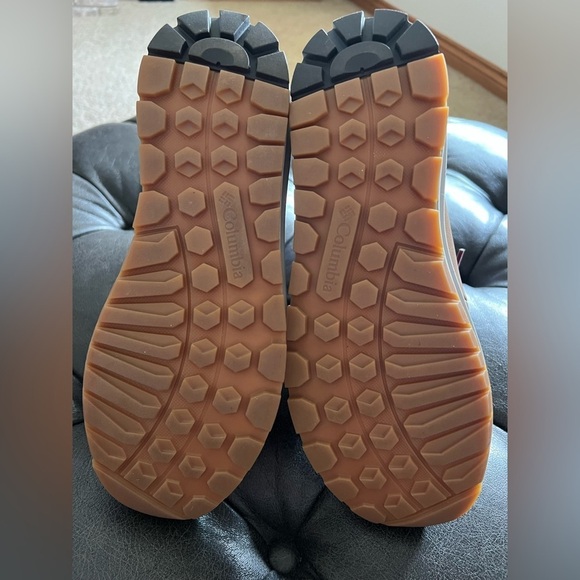 New In Box!! Women’s Columbia Boot In Cognac Size 8 - Picture 12 of 14